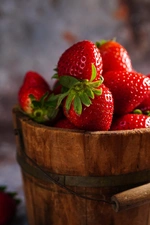 甜蜜诱人的草莓图片桌面壁纸