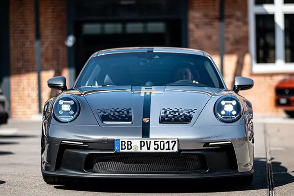 保时捷911 GT3 30 Years of Porsche Supercup版壁纸