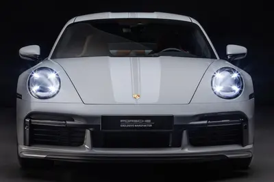 保时捷911 Sport Classic复古跑车壁纸