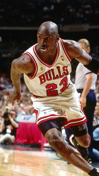 篮球飞人迈克尔·乔丹（Michael Jordan）高清桌面壁纸