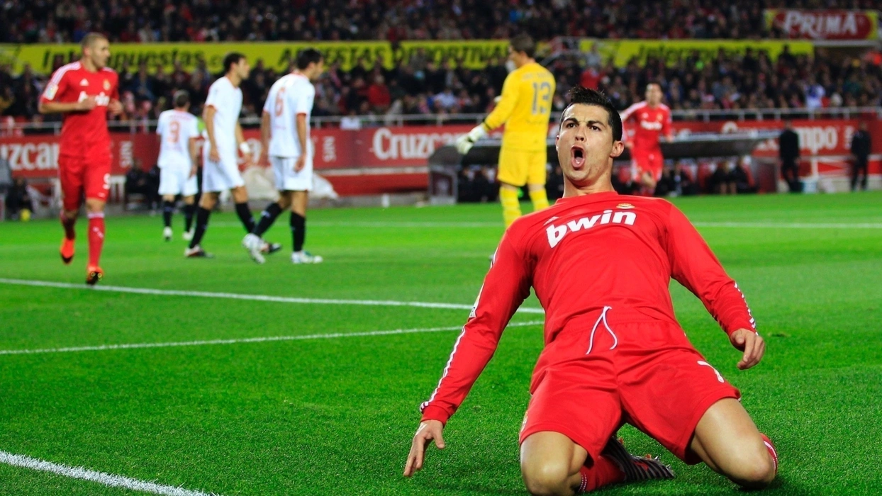 克里斯蒂亚诺·罗纳尔多（Cristiano Ronaldo、C罗）高清桌面壁纸