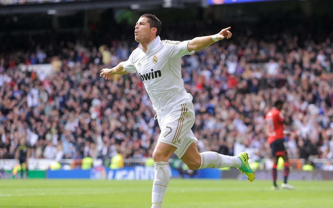 克里斯蒂亚诺·罗纳尔多（Cristiano Ronaldo、C罗）高清桌面壁纸