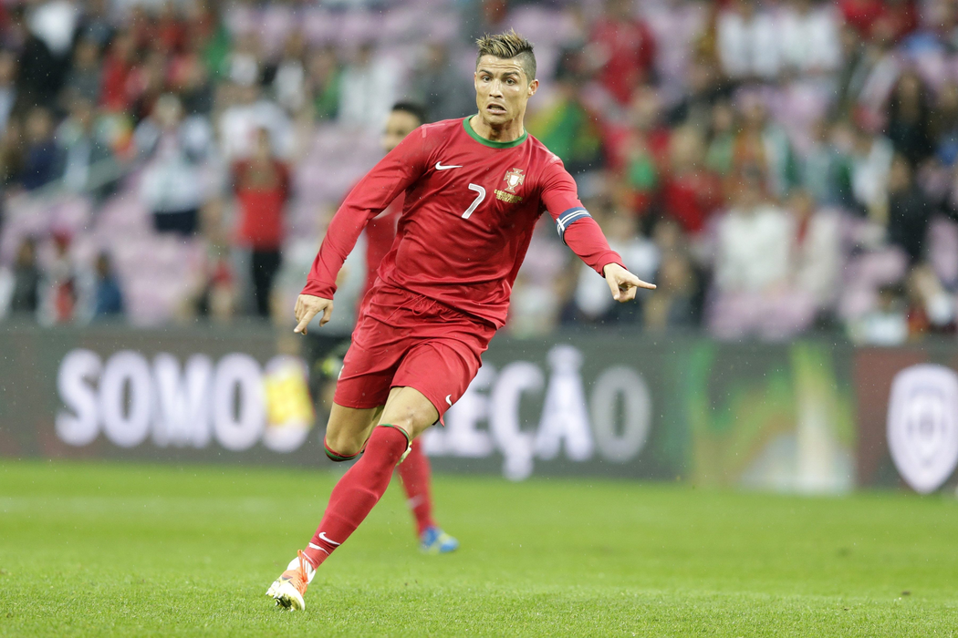 克里斯蒂亚诺·罗纳尔多（Cristiano Ronaldo、C罗）高清桌面壁纸
