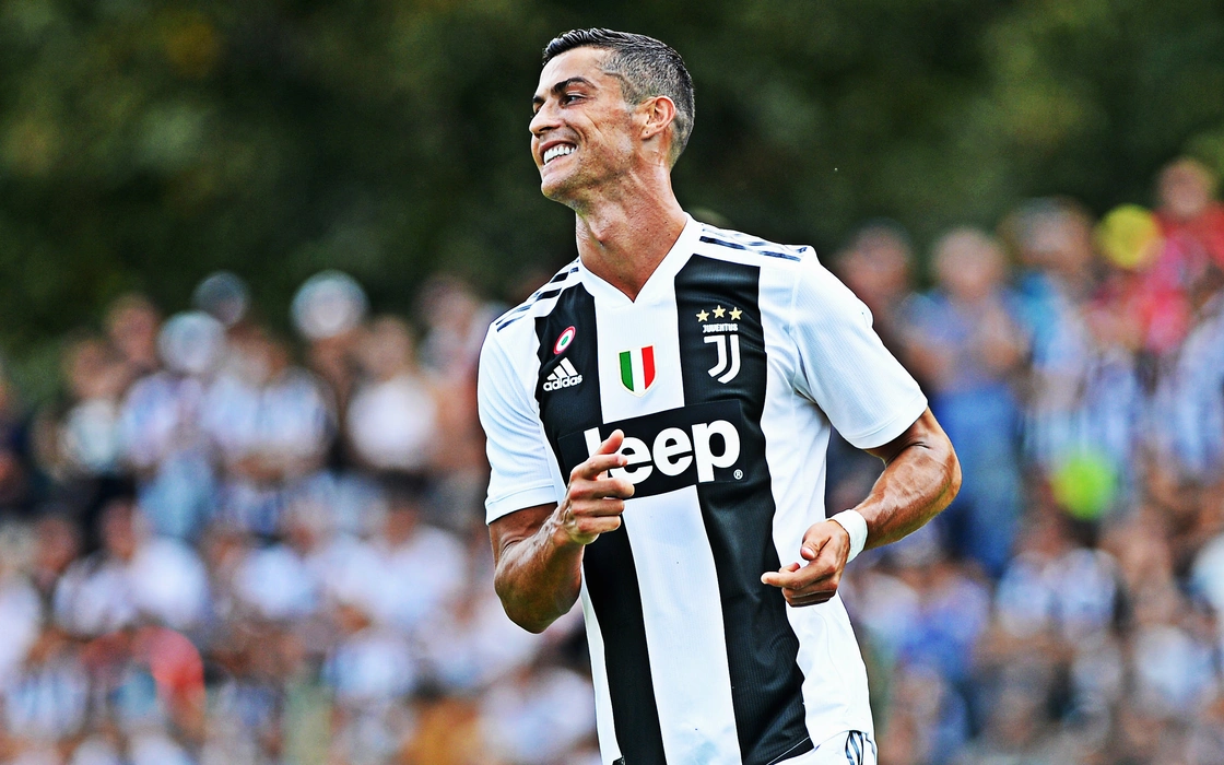 克里斯蒂亚诺·罗纳尔多（Cristiano Ronaldo、C罗）高清桌面壁纸