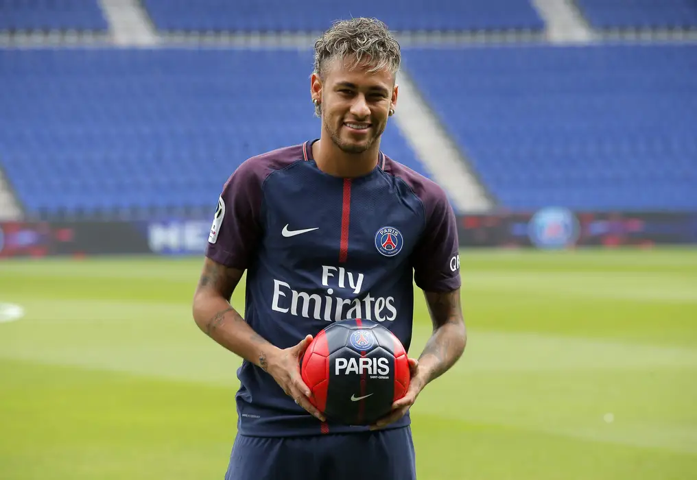 内马尔·达席尔瓦（Neymar da Silva Santos Júnior）高清桌面壁纸