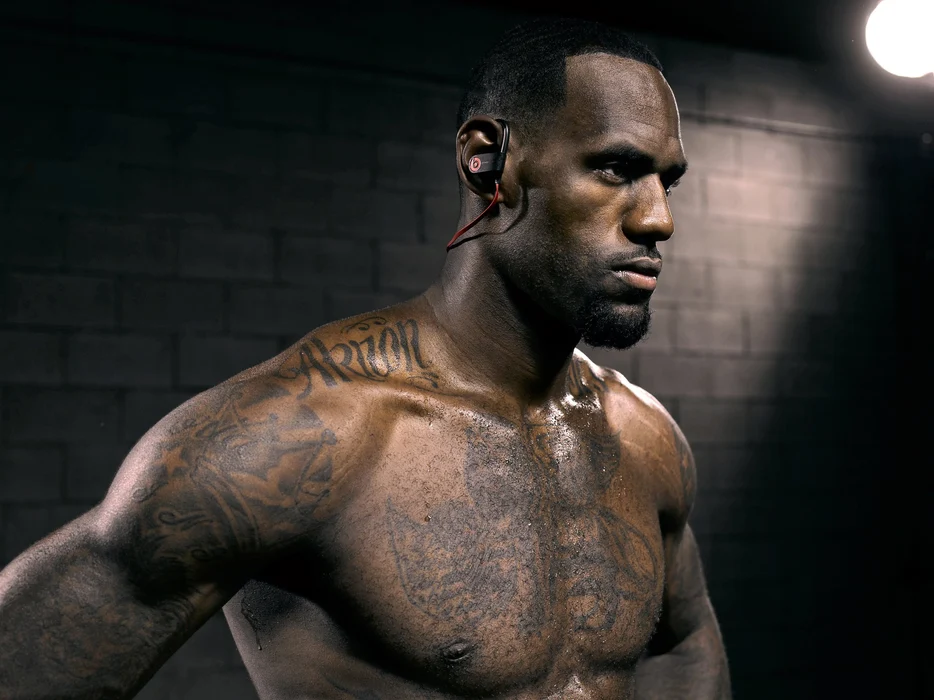勒布朗·詹姆斯（LeBron James）高清桌面壁纸