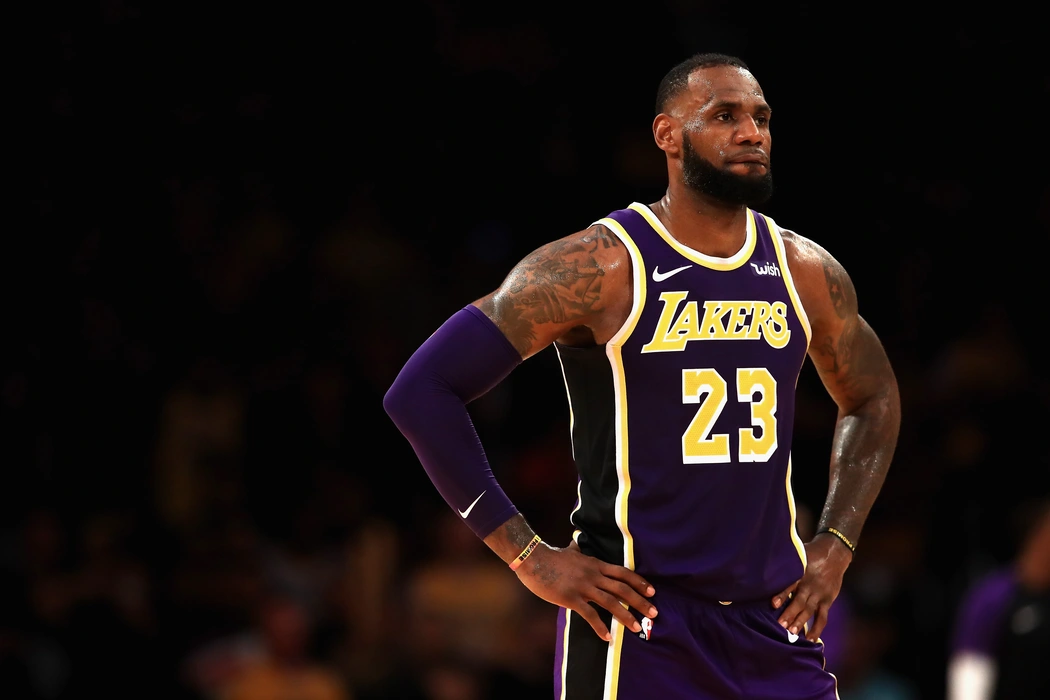 勒布朗·詹姆斯（LeBron James）高清桌面壁纸