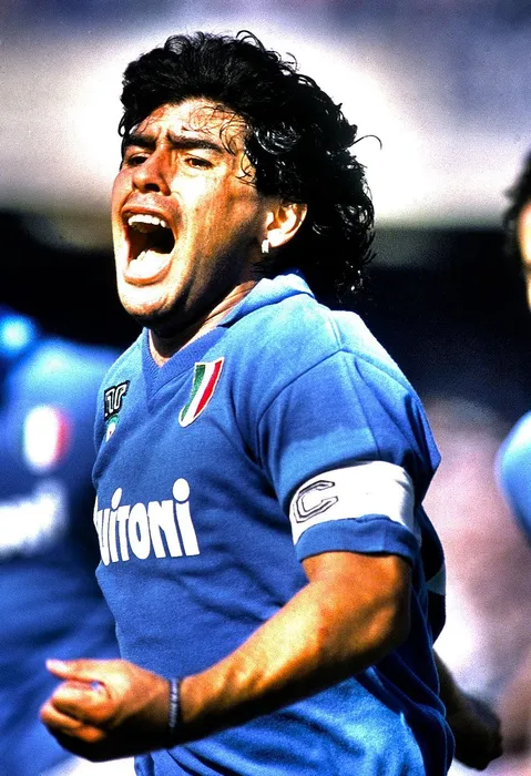 迭戈·马拉多纳（Diego Armando Maradona）高清桌面壁纸