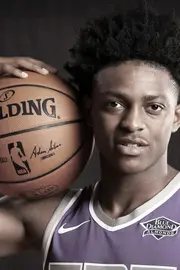 达龙·福克斯（De'Aaron Fox）高清桌面壁纸