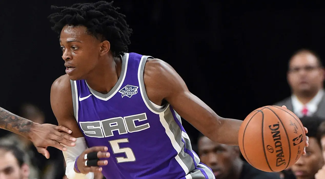 达龙·福克斯（De'Aaron Fox）高清桌面壁纸