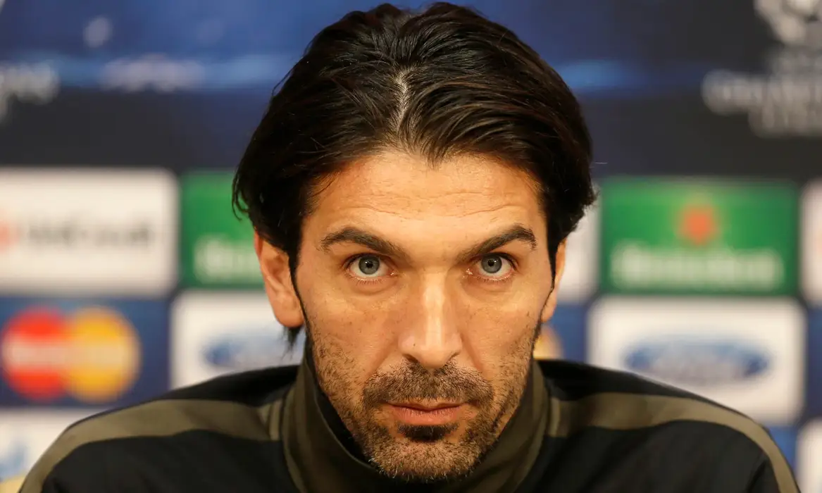 詹路易吉·布冯（Gianluigi Buffon）高清图片桌面壁纸