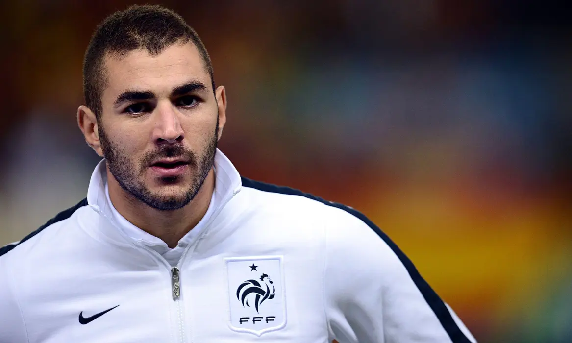 卡里姆·本泽马（Karim Benzema）高清图片桌面壁纸