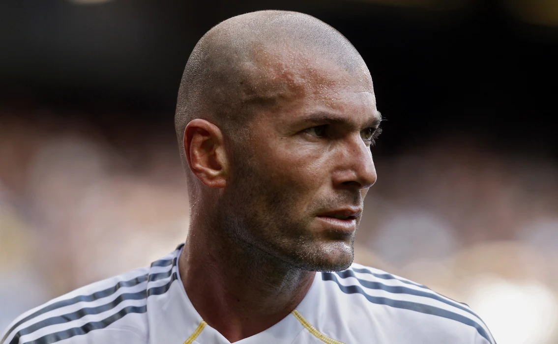 齐内丁·齐达内（Zinedine Zidane）高清图片桌面壁纸