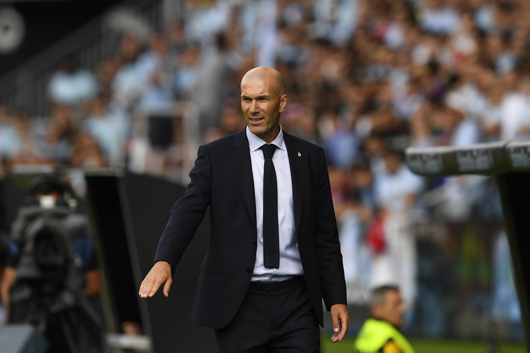 齐内丁·齐达内（Zinedine Zidane）高清图片桌面壁纸