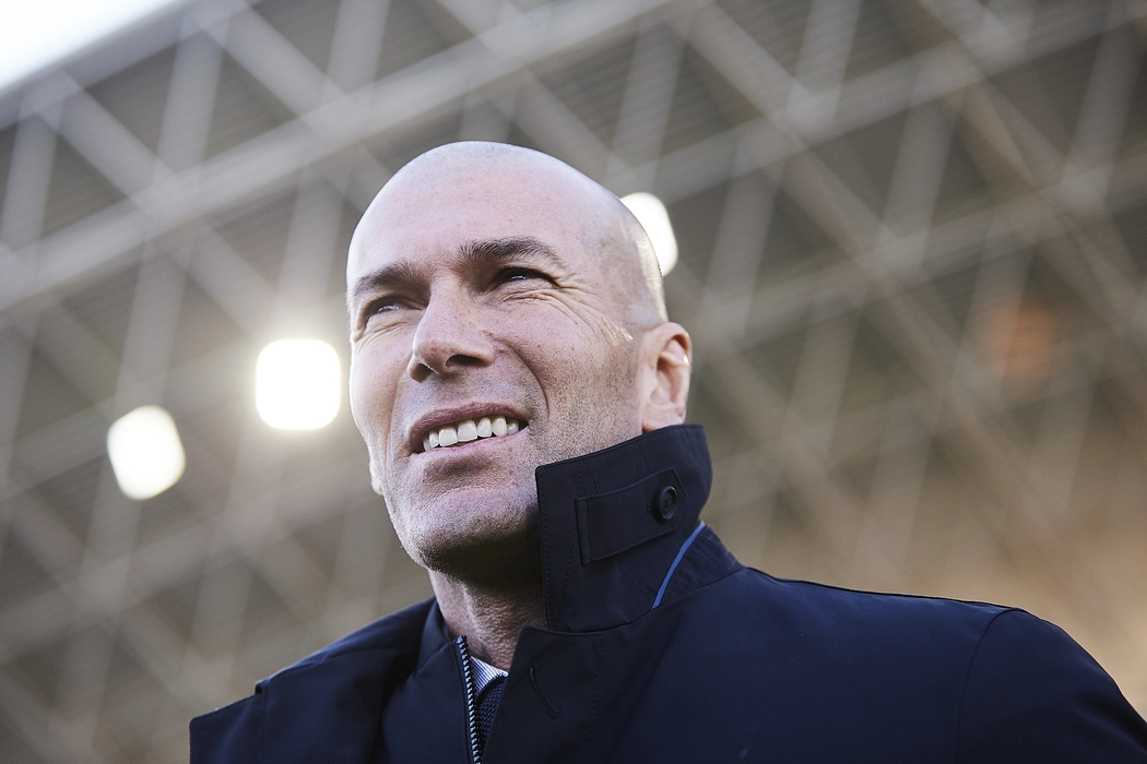 齐内丁·齐达内（Zinedine Zidane）高清图片桌面壁纸