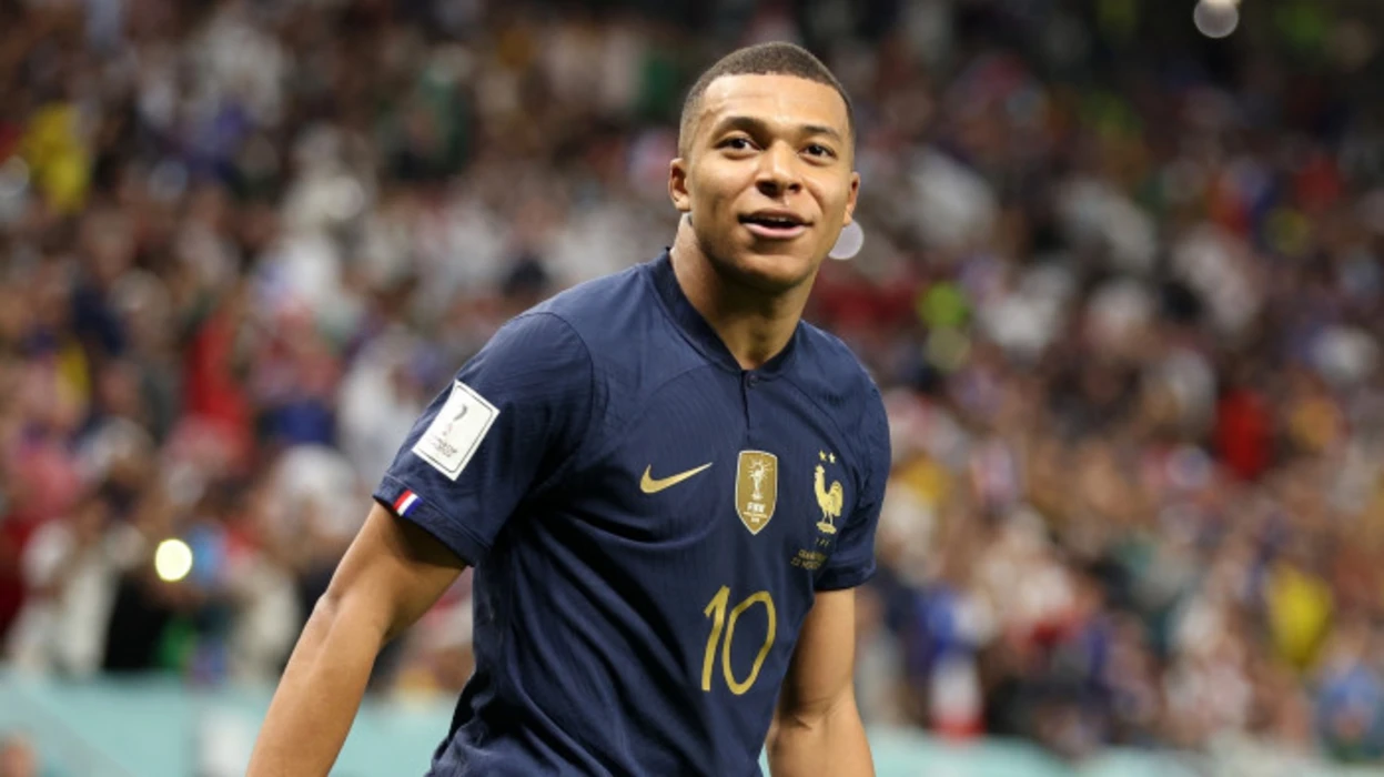 基利安·姆巴佩（Kylian Mbappé）图片桌面壁纸