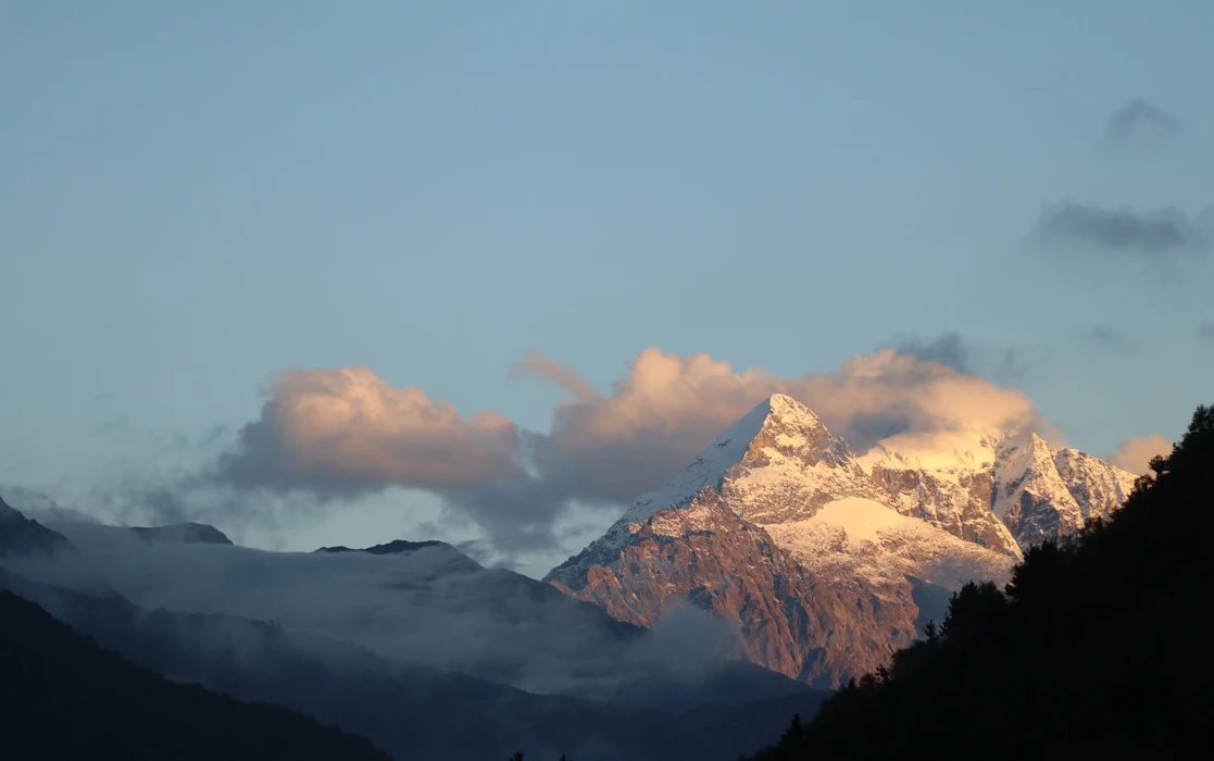 贡嘎山木格措图片旅游风景桌面
