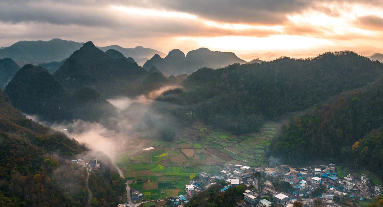 贵州黔西南州大塘村旅游风景桌面