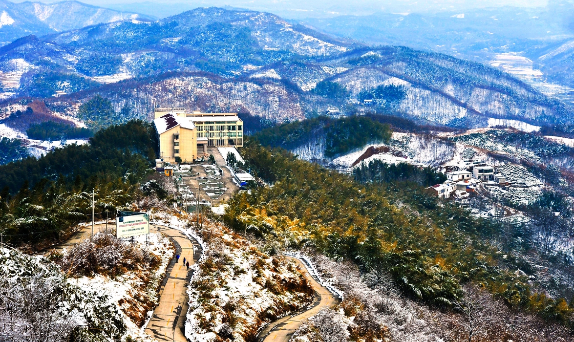 河南西九华山雪景旅游风景桌面