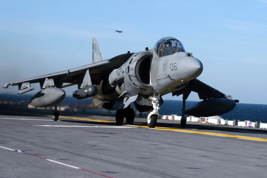 （AV-8 Harrier）AV-8战斗机图片壁纸