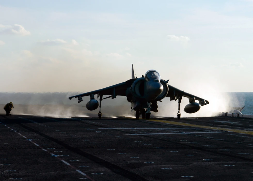 （AV-8 Harrier）AV-8战斗机图片壁纸