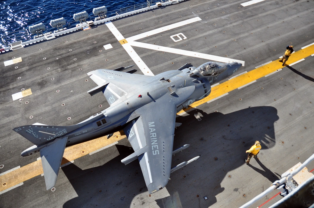 （AV-8 Harrier）AV-8战斗机图片壁纸