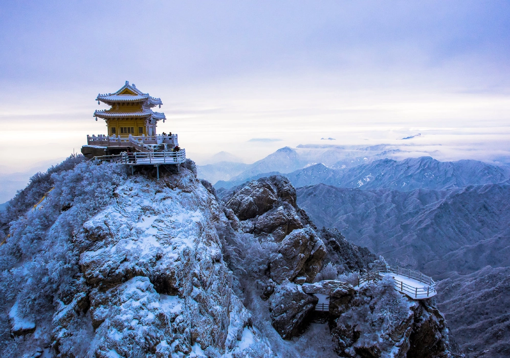 唯美仙境雪后老君山旅游风景桌面