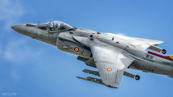 AV-8B鹞式攻击机图片桌面壁纸