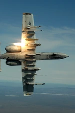 A-10攻击机（Thunderbolt II）图片壁纸