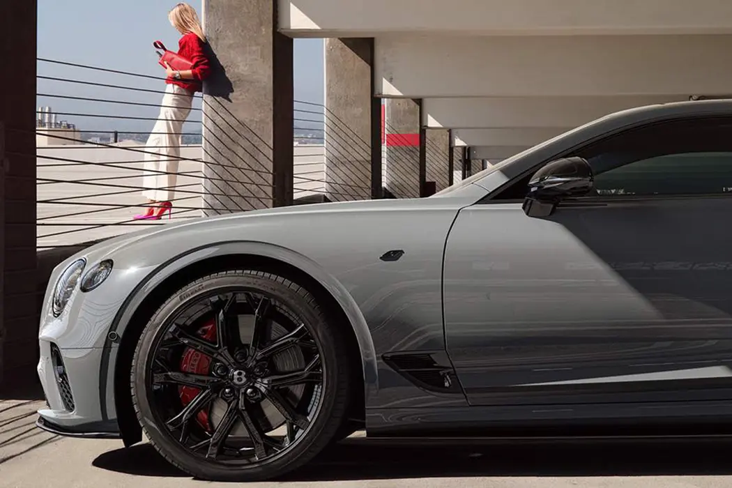 宾利欧陆2024款 4.0T GT S V8图片壁纸