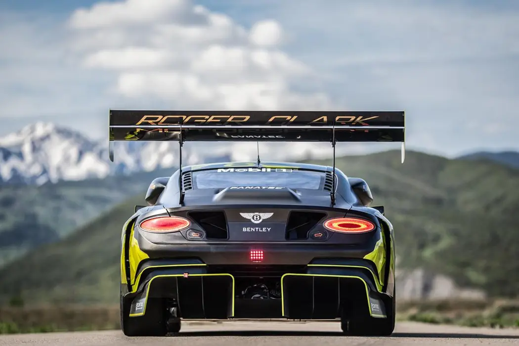 宾利 欧陆 2021款 GT3 Pikes Peak 图片壁纸