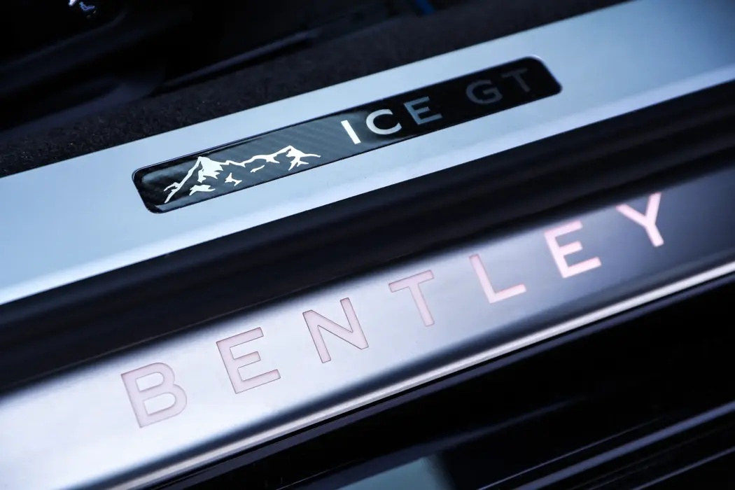 宾利 欧陆 2022款 ICE GT 汽车图片壁纸