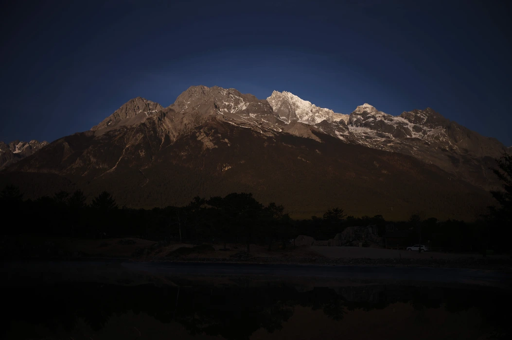 玉龙雪山的自然美旅游风景桌面
