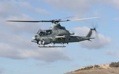 AH-1Z蝰蛇直升机图片桌面壁纸