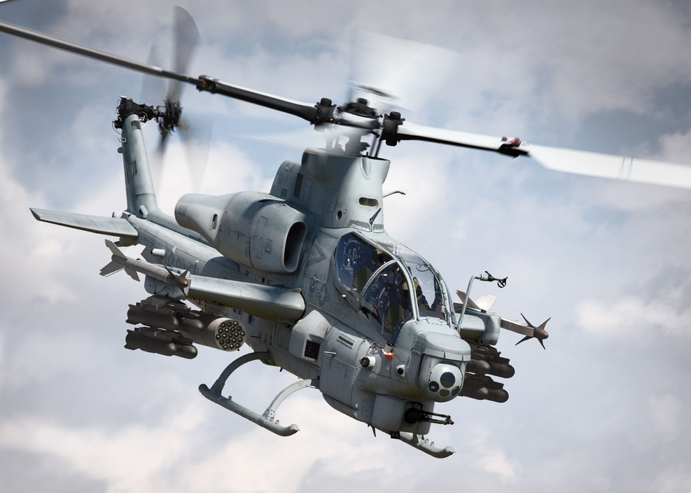 AH-1Z蝰蛇直升机图片桌面壁纸