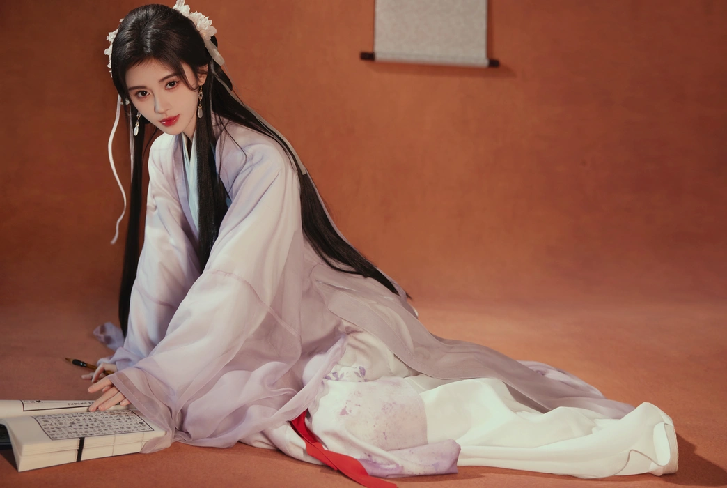 鞠婧祎唯美诗画古装写真图片壁纸