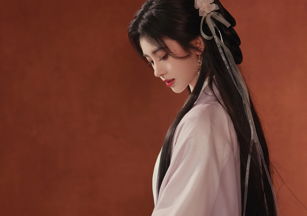 鞠婧祎唯美诗画古装写真图片壁纸