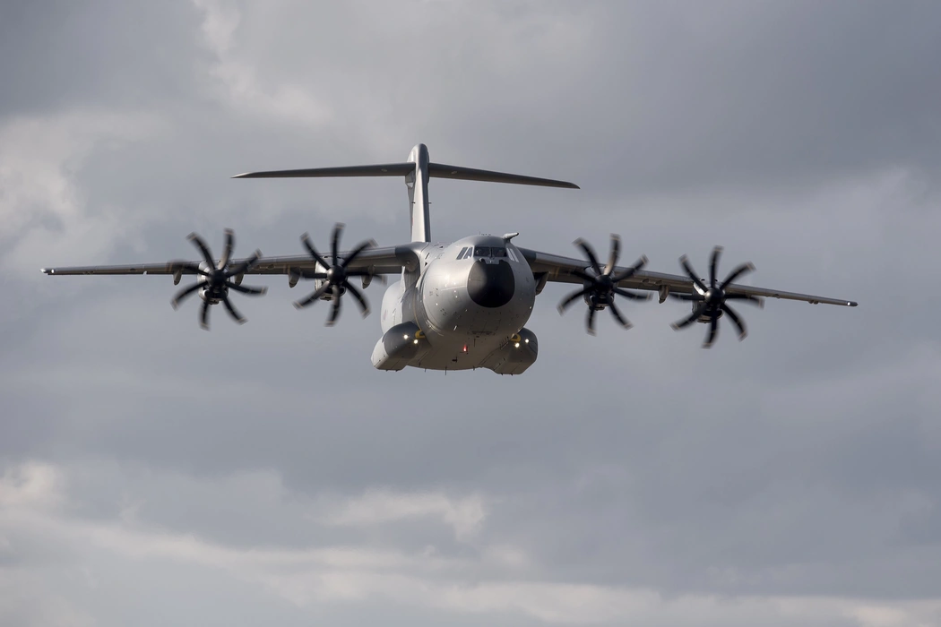 A400M运输机（Airbus A400M）高清图片桌面壁纸