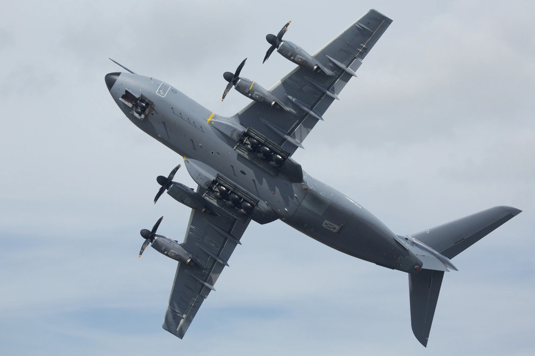 A400M运输机（Airbus A400M）高清图片桌面壁纸