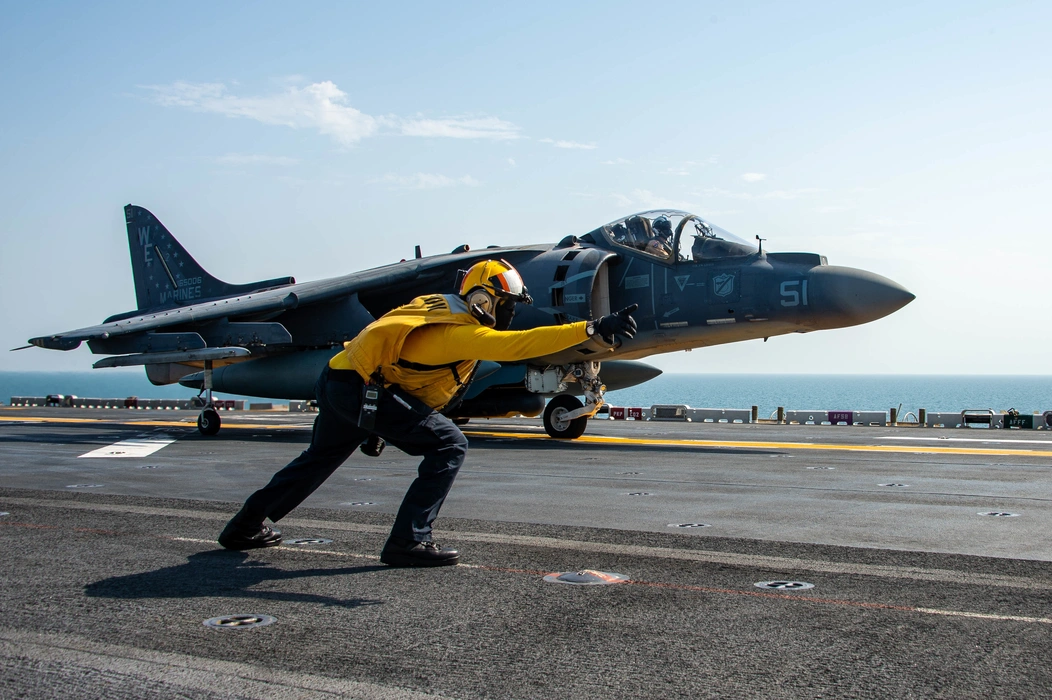 AV-8 Harrier（AV-8战斗机）图片桌面壁纸