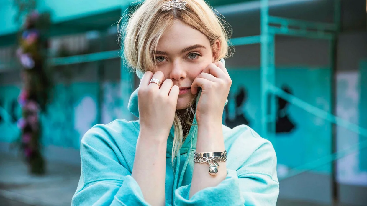 艾丽·范宁 （Elle Fanning）图片桌面壁纸