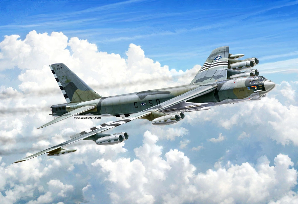 B-52轰炸机高清图片桌面壁纸