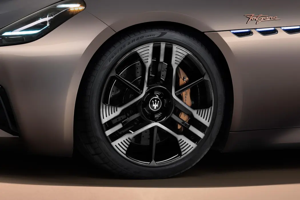 玛莎拉蒂GranTurismo Folgore汽车图片壁纸