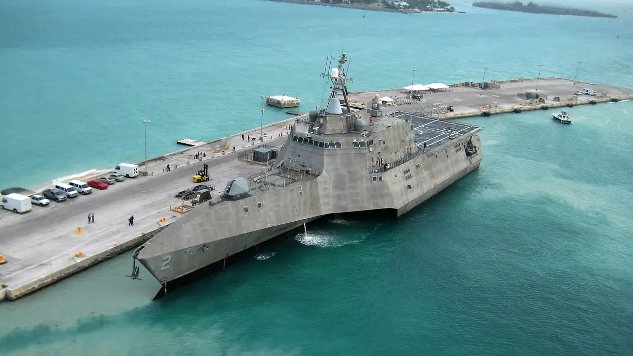LCS-2独立号濒海战舰图片桌面壁纸