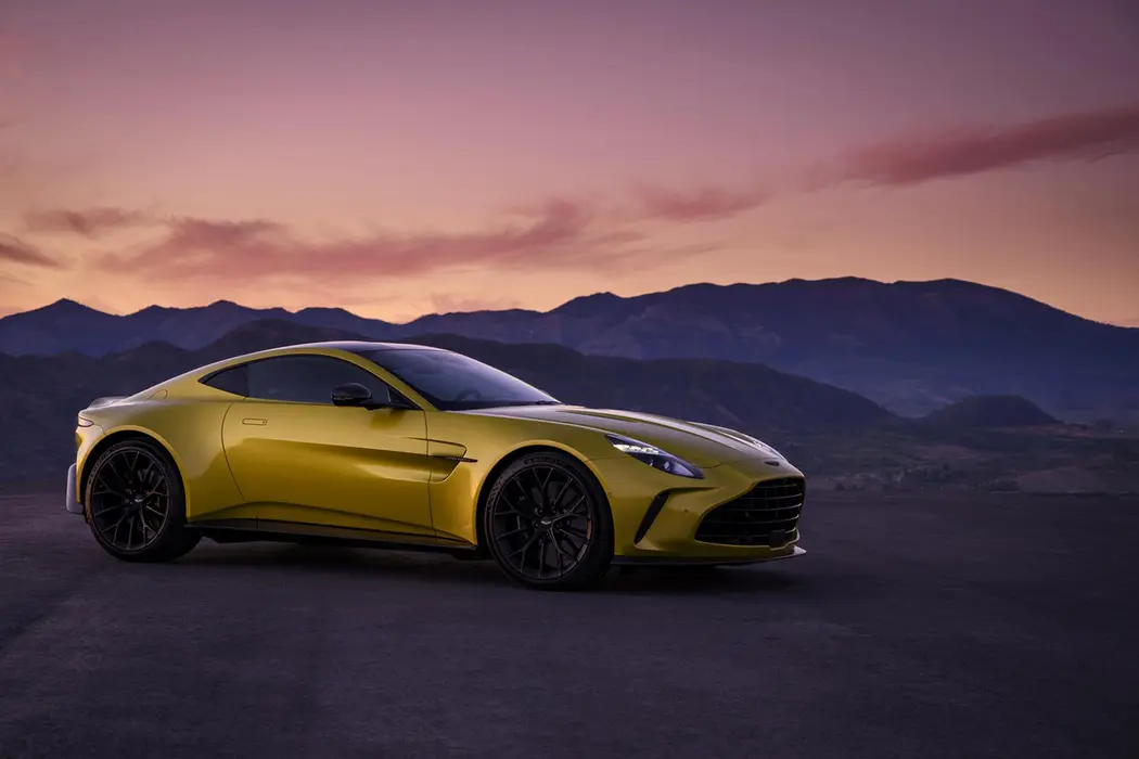 阿斯顿·马丁Vantage2025基本型跑车壁纸
