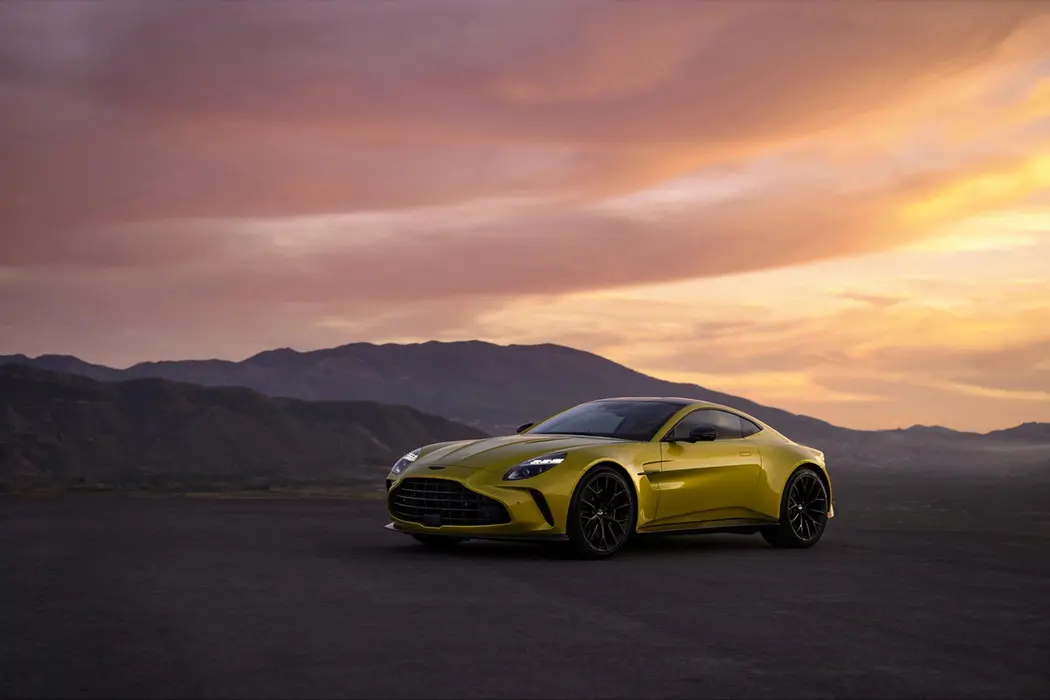 阿斯顿·马丁Vantage2025基本型跑车壁纸