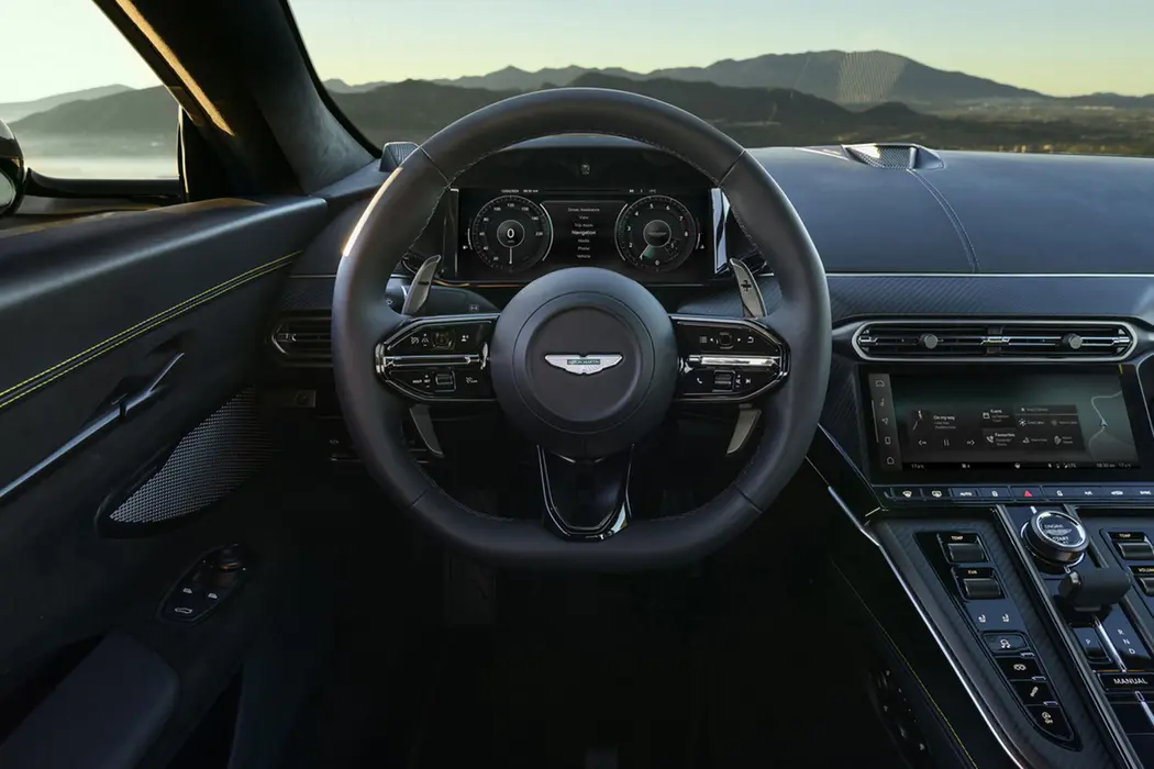 阿斯顿·马丁Vantage2025基本型跑车壁纸