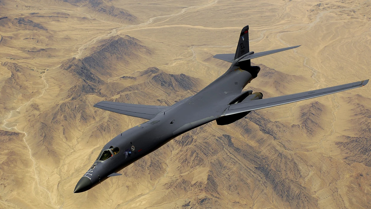 B-1轰炸机（B-1 bomber）图片桌面壁纸（一）