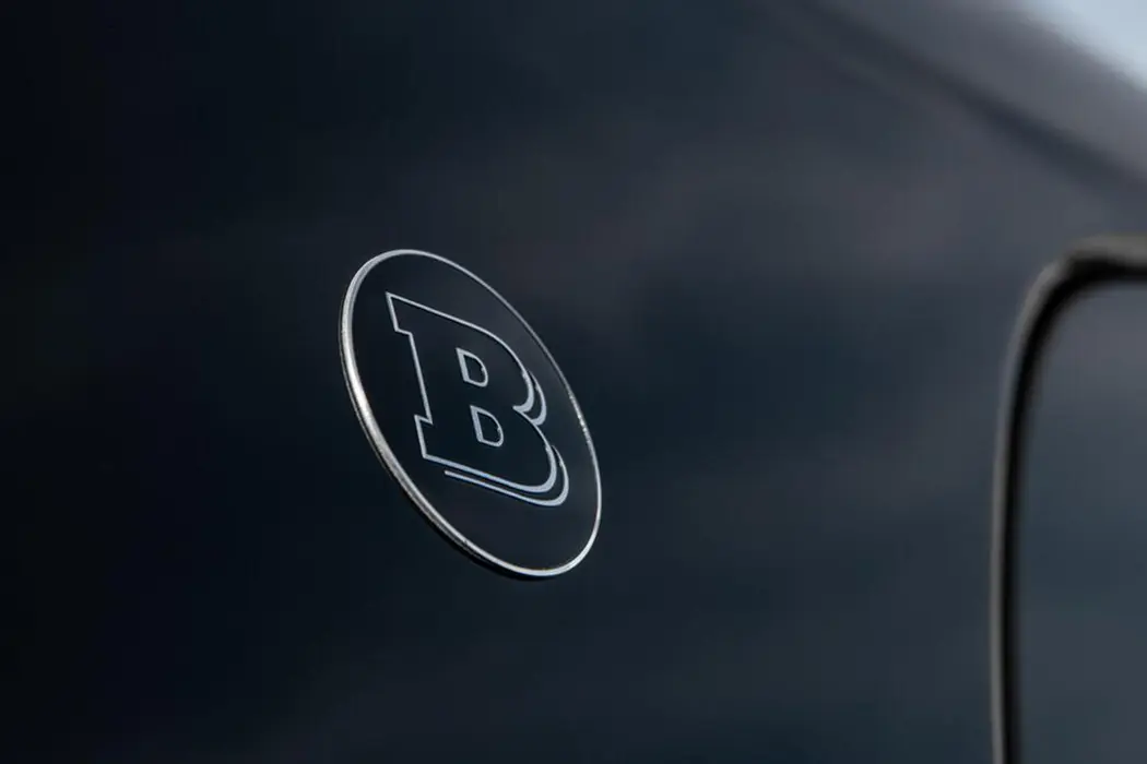 博速 V级 2023款 V 260L B25 运动版 汽车壁纸