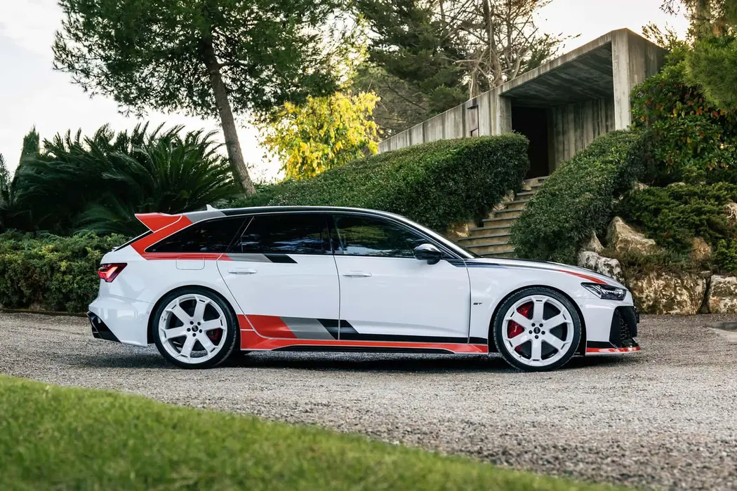 奥迪RS 6 2024款 RS 6 Avant GT 汽车壁纸